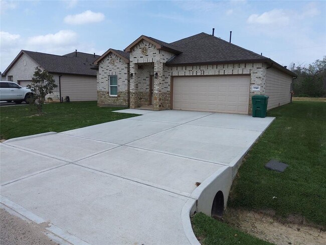 Foto del edificio - 7749 Swiftwater Ln