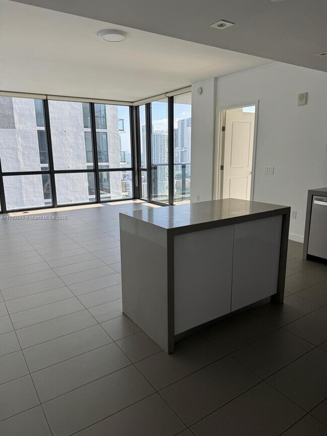 Foto del edificio - 1600 NE 1st Ave