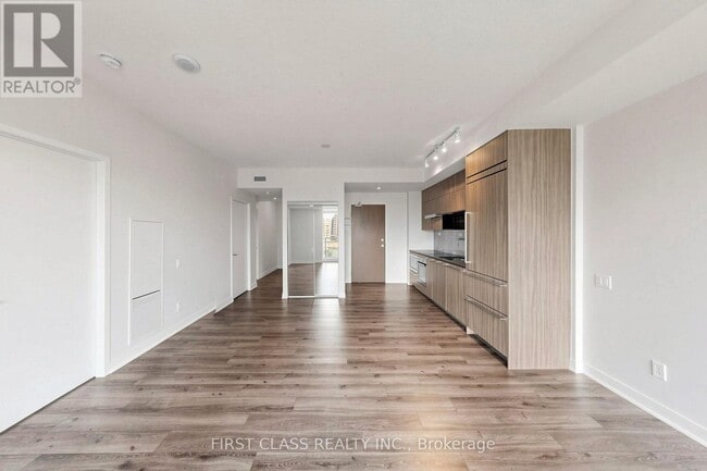Building Photo - 90 Queens Wharf Rd