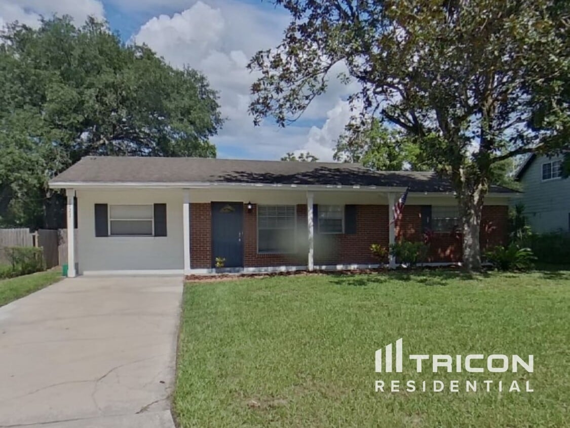 Primary Photo - 1227 Hamilton Ave