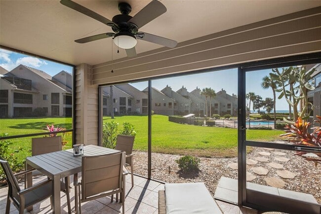 Building Photo - 352 Windrush Loop