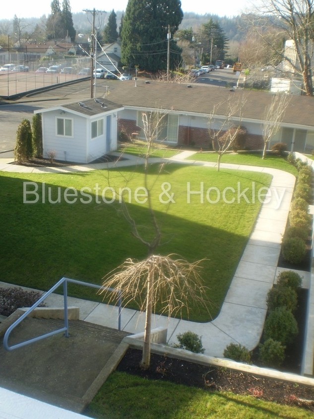 Foto principal - 11359 SE 27th Ave