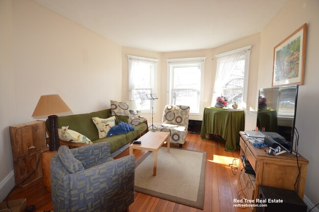 Building Photo - 98 Cypress St