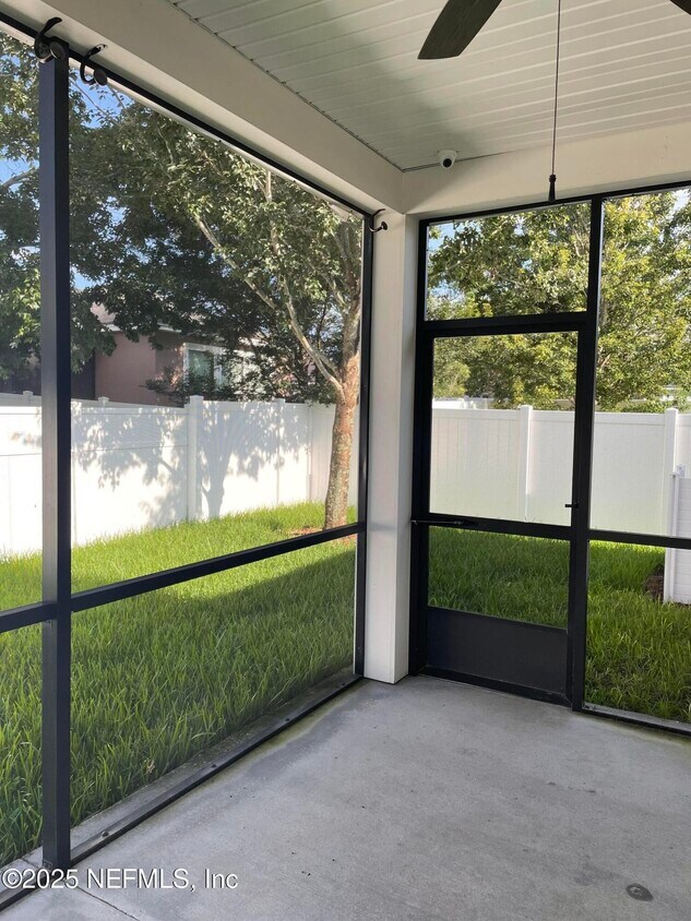Foto del edificio - 123 Woodland Greens Drive