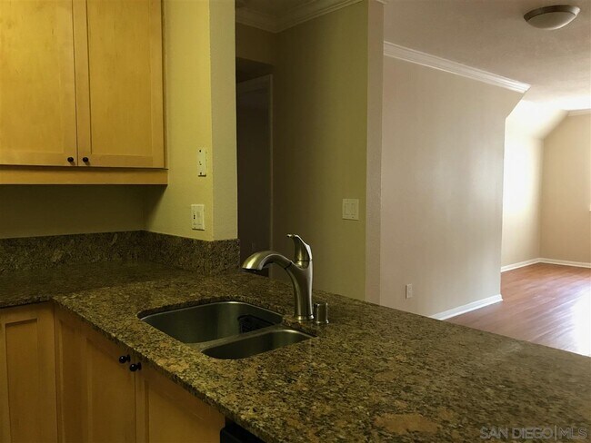Building Photo - 3550 Lebon Dr