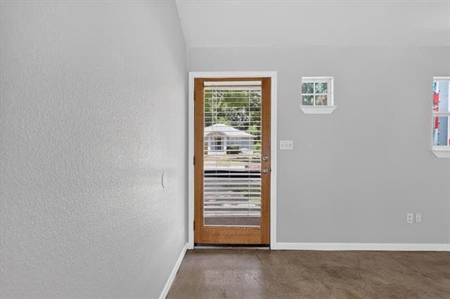 Building Photo - 3721 El Campo Ave