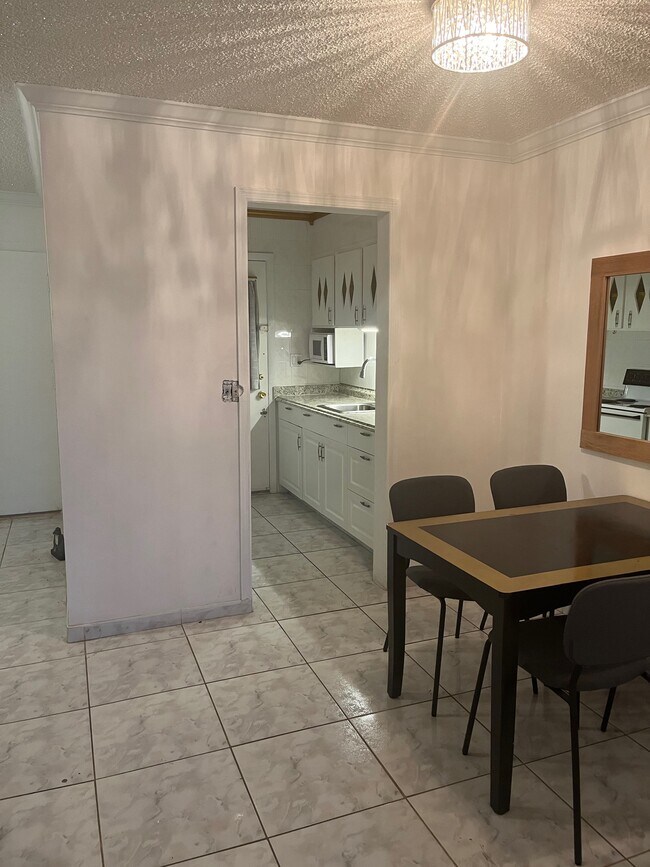 Foto del edificio - 17001 NE 13th Ave