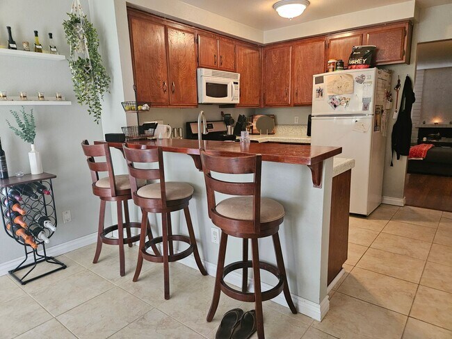 Foto del edificio - Charming 2 Bed 1 Bath condo in Anaheim!!