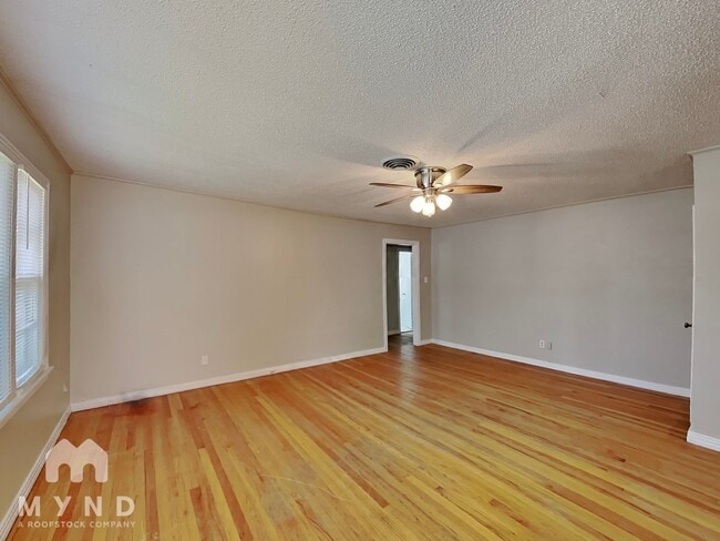 Building Photo - 3507 32nd St