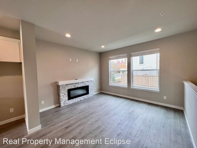 Building Photo - 2 br, 2.5 bath House - 3123 148th St SW #A2