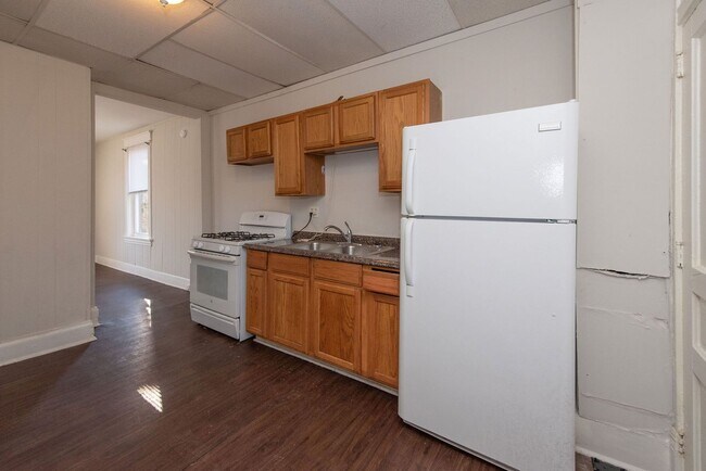 Foto del edificio - Cute 3Bed 1 Bath on Cul De Sac in College ...