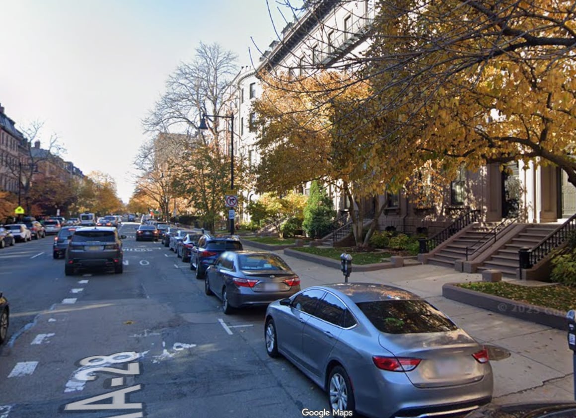 Primary Photo - 48 Beacon St