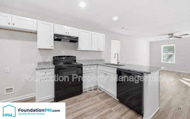 Building Photo - 1398 E Barton Ave