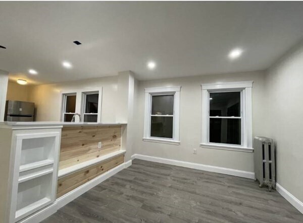 Building Photo - 4058 Washington St