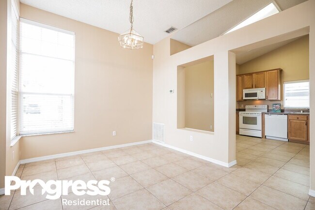 Foto del edificio - 1052 Kelsey Ave