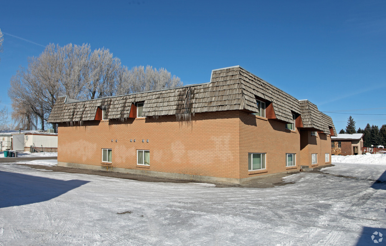 Primary Photo - 155 Dale Dr