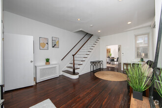 Building Photo - 2452 E Lehigh Ave