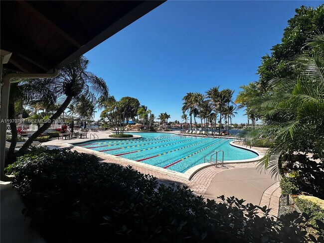 Photo - Northwest 107th Place, Doral, FL 33178 - 4 BR 3 BA single-family home