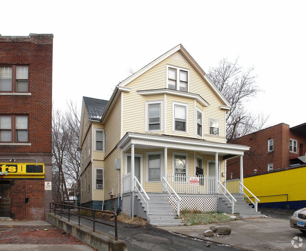 Foto del edificio - 1458-1460 Albany Ave