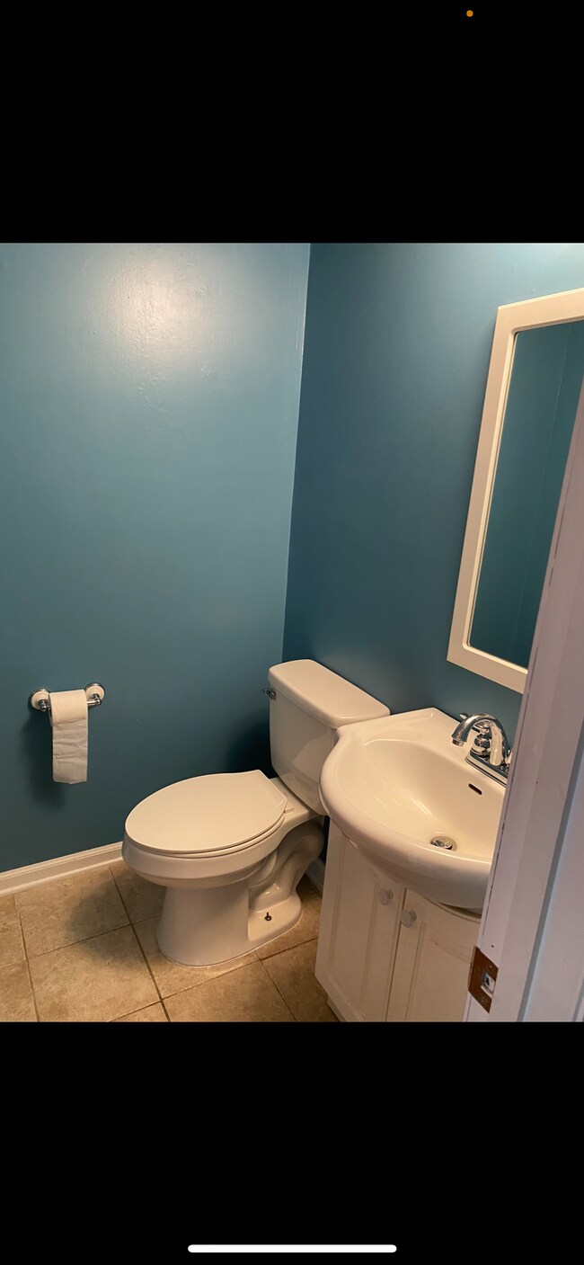 Foto del edificio - 8002 Greenwillow Ct SE