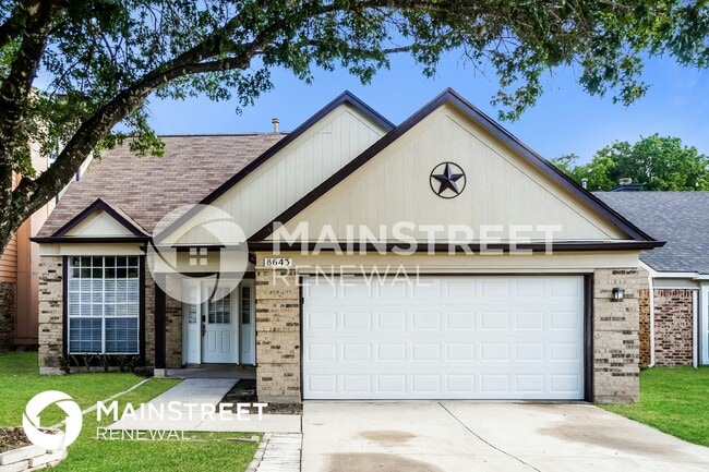 Building Photo - 8643 Silent Oaks