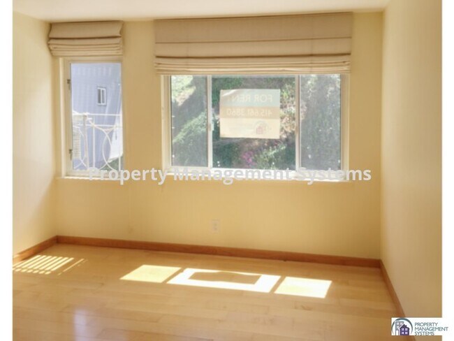 Foto del edificio - 295 Graystone Terrace
