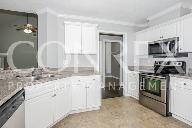 Building Photo - Grovetown Beauty