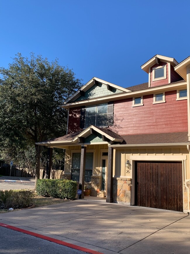 Building Photo - 6708 Menchaca Rd