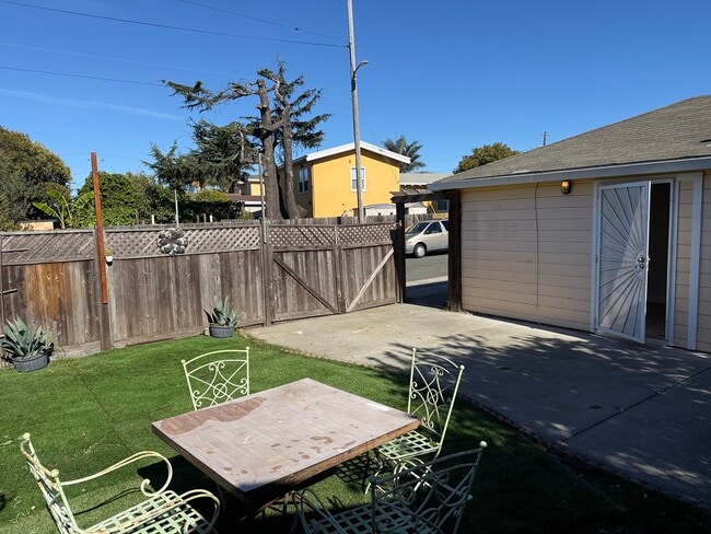 Foto del edificio - 723 S 30th St