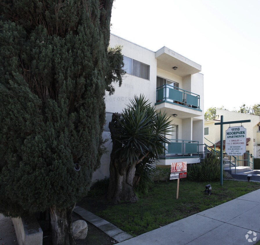 Foto del edificio - 11118 Moorpark St