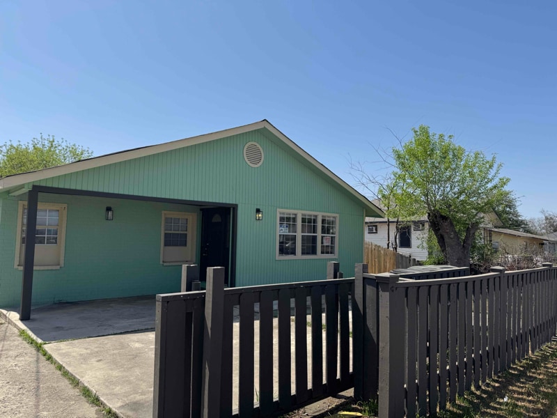Photo - 610 Fenfield Ave (San Antonio, TX)