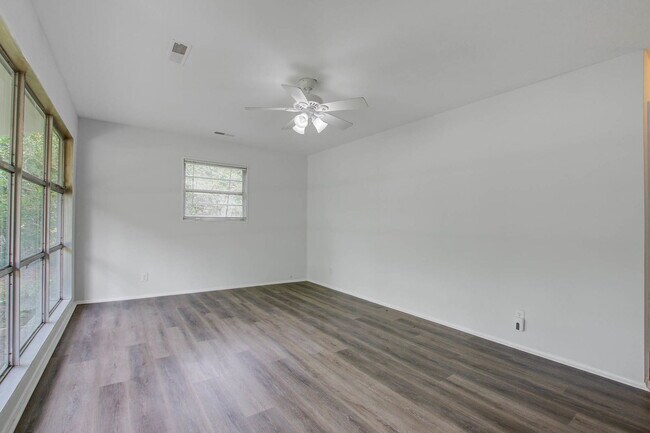 Foto del edificio - 1511 Mulberry St