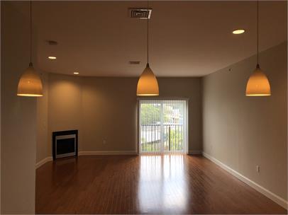 Building Photo - 28 Goodhue St
