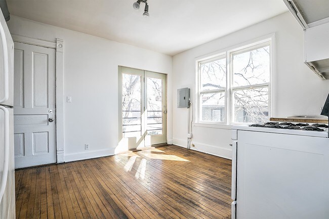 Foto del edificio - 2025 S Ruble St