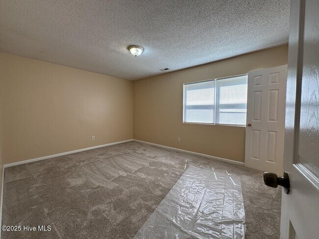 Foto del edificio - 502 Thyme Ct