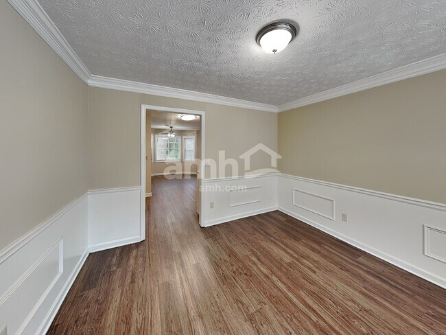 Foto del edificio - 1613 Cumberland Club Rd SW