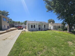 Building Photo - 5175 Osceola St