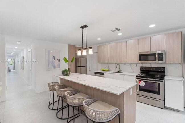 Foto del edificio - 1212 NW 6th Ct