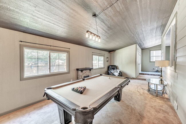 Building Photo - 5153 Chicory Cir