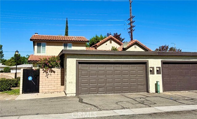 Foto del edificio - 10717 Mountain View Ave