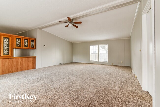 Building Photo - 3149 Carson Ave