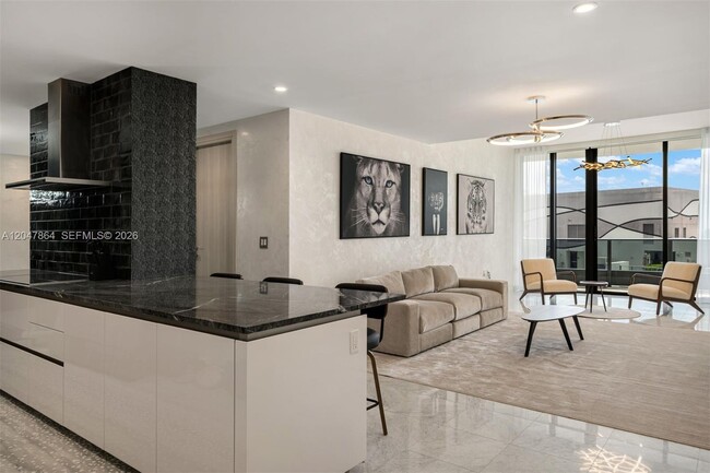 Building Photo - 1000 Brickell Plaza