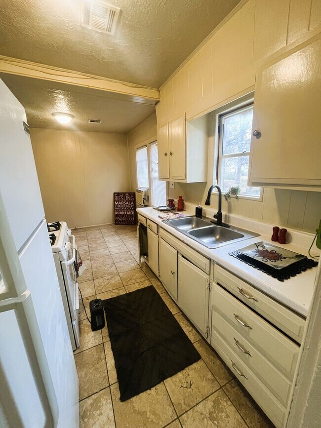 Foto del edificio - 1033 SW 63rd St