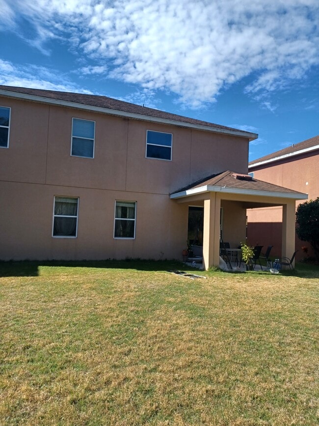 Foto del edificio - 20303 Autumn Fern Ave