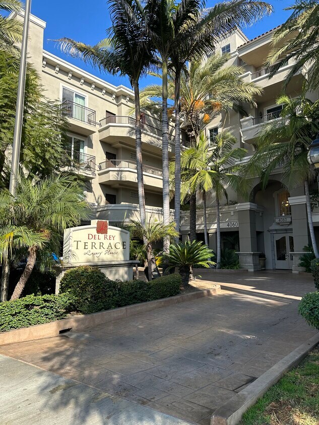 4060 Glencoe Ave Unit 202, Marina Del Rey, CA 90292 Condo for Rent in