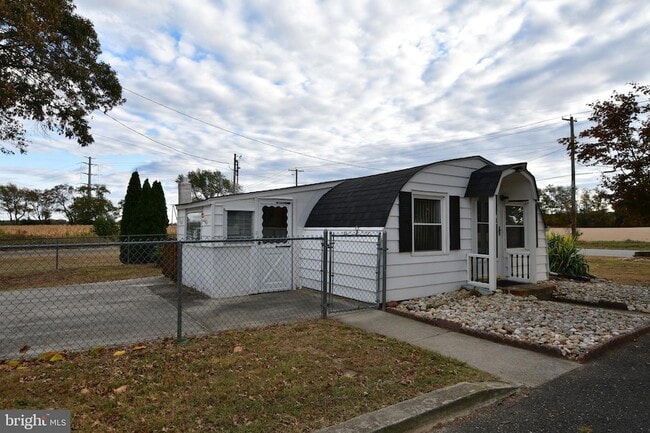 Building Photo - 50 Palatine Rd