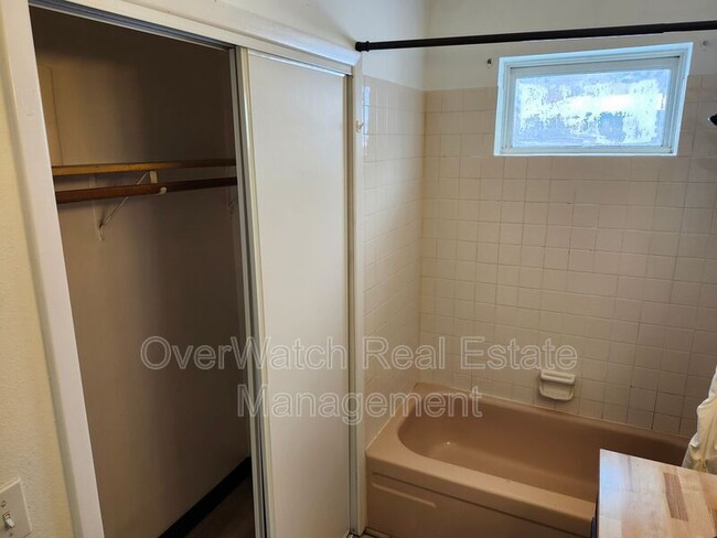 Foto del edificio - 3005 W 33rd Ave