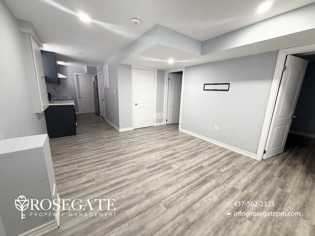 Building Photo - Bright 2-Bedroom Basement Apartment with In-Unit Laundry in Brampton