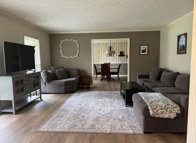 Foto del edificio - 3200 Brownsboro Vista Dr
