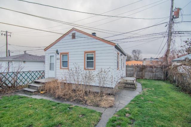 Primary Photo - 1 bedroom in CALUMET CITY IL 60409